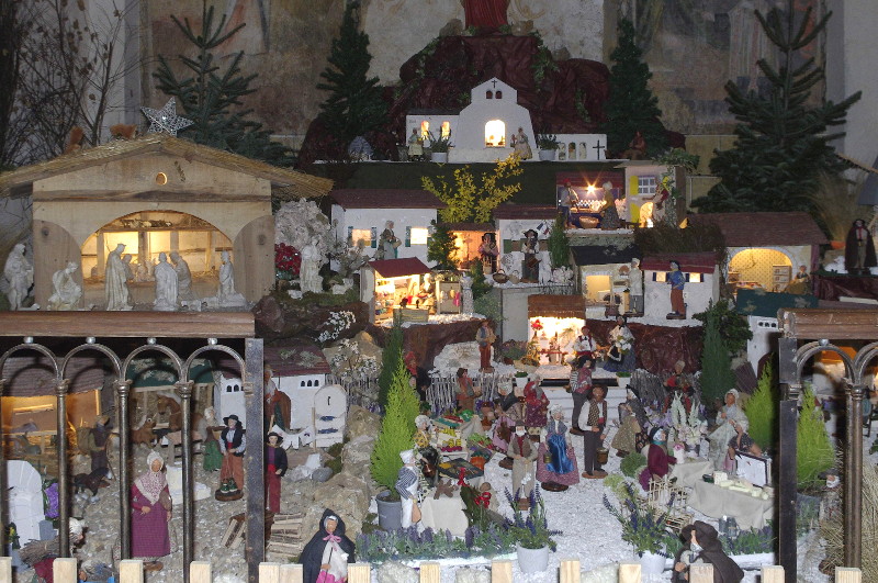 Creche-Teyjat.jpg