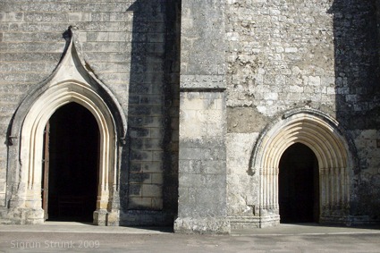 Les portails de l'église St Etienne 